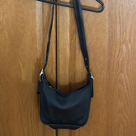 Extremely rare made in USA Coach Black Leather Crossbody Bag - Picture 12 of 12